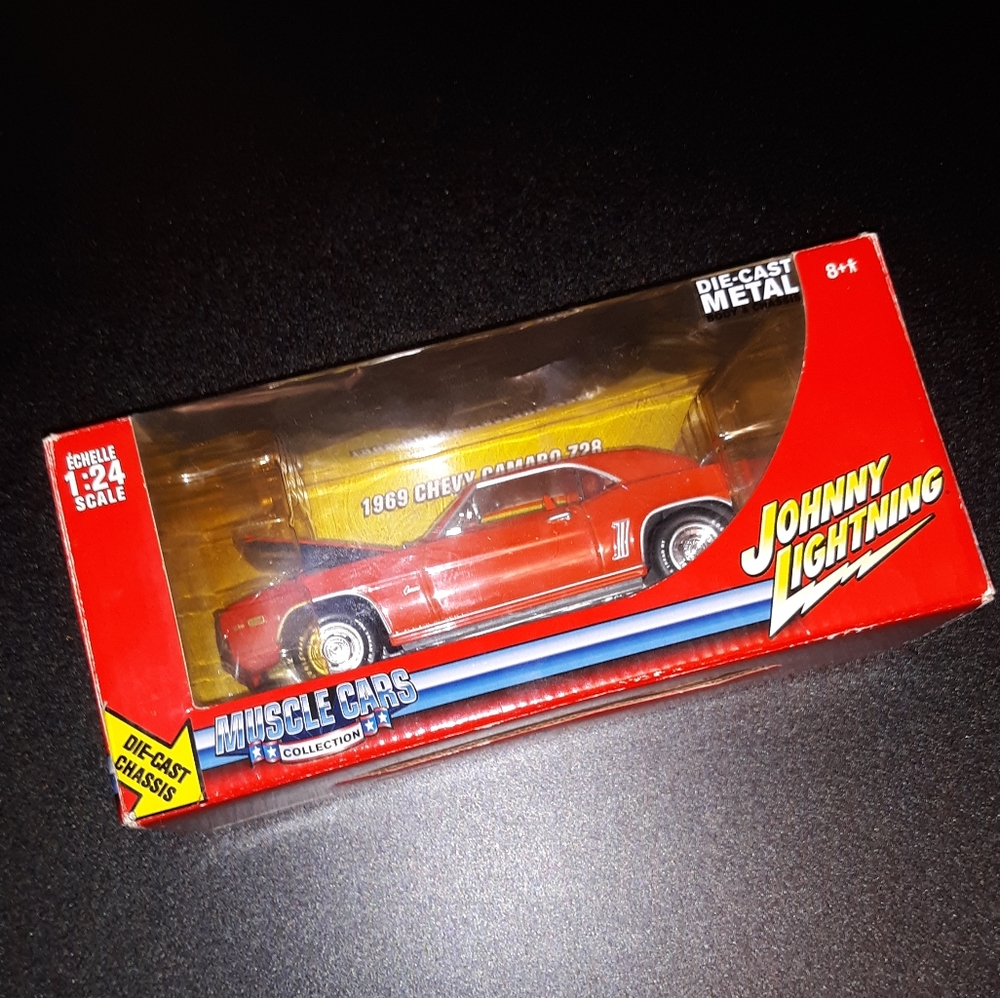 Vintage 69 Chevy Camaro Z28 NWT Johnny Lighting